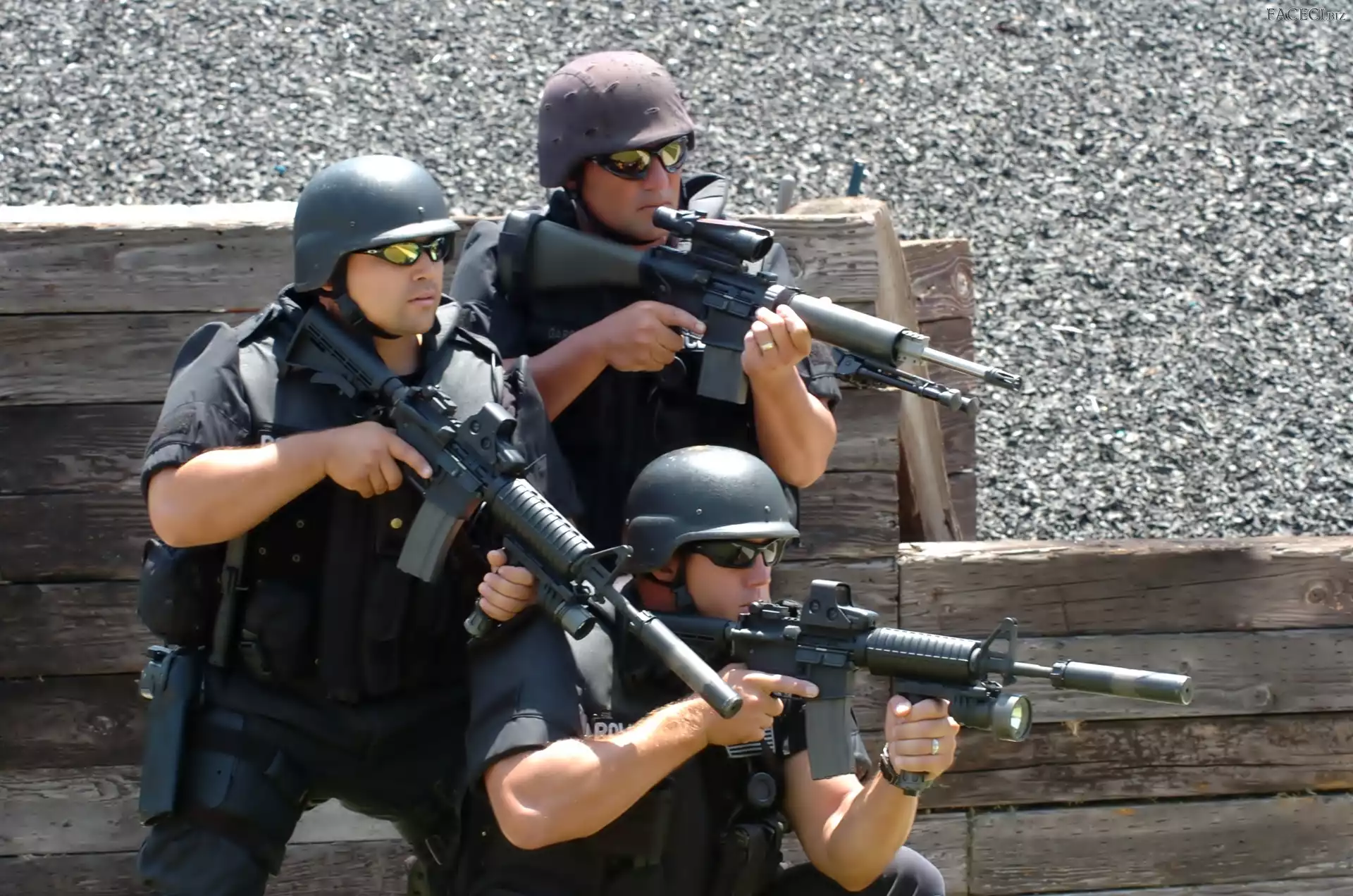 Karbiny, Okulary, Mężczyźni, Chełmy